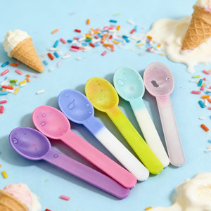 Cuchara de Helado de Fruta de Café Sensible a la Temperatura, Cuchara de Yogur para Niños, Logotipo Personalizado, Cuchara Degradable de PP que Cambia de Color - Product Image 1