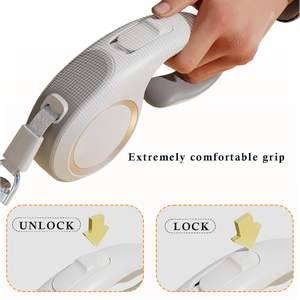 Guinzaglio per cani retrattile in Nylon resistente in Nylon con impugnatura antiscivolo portatile a 360 ° - Product Image 4