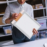 Fournisseur biodégradable petit sac d'expédition express enveloppe rembourrée écologique avec logo personnalisé imprimé en poly enveloppe à bulles