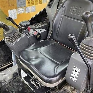 Mini-excavatrice sur chenilles hydraulique compacte d'occasion CAT 308E2 CR de 8 tonnes, d'origine américaine, à faible nombre d'heures de fonctionnement - Product Image 5