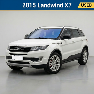 Voitures d'occasion Landwind X7 SUV LHD Automatique Traction avant 2.0T Essence Faible kilométrage Sans accident Exportation Vente en gros 2015 X7 IV Emission Me - Product Image 1