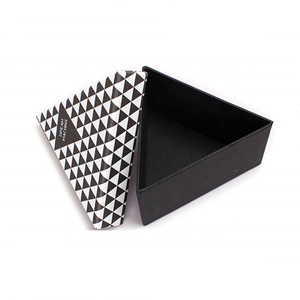 <span class=keywords><strong>Caja</strong></span> de Embalaje <span class=keywords><strong>Triangular</strong></span> de Cartón Personalizada para Regalos - Product Image 1