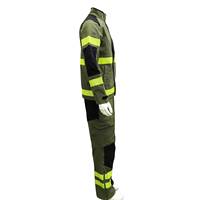 Combinaison ignifuge intégrale pour intervention opérationnelle en lutte contre les incendies et sauvetage d'urgence en zone dangereuse