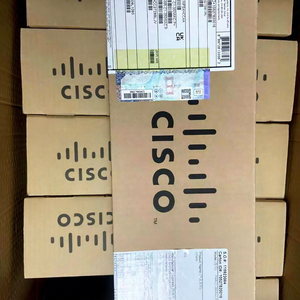 Switch de Red 9300 de 48 Puertos PoE+ C9300-48P-E Incluye C9300-DNA-E-48 Network Essentials Switch C9300-48P-E - Product Image 1