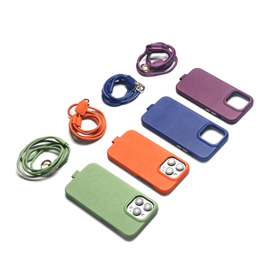 Étui de téléphone à bandoulière en cuir pour <span class=keywords><strong>iphone</strong></span> <span class=keywords><strong>14</strong></span> <span class=keywords><strong>plus</strong></span> étui <span class=keywords><strong>avec</strong></span> <span class=keywords><strong>cordon</strong></span> collier bandoulière - Product Image 3