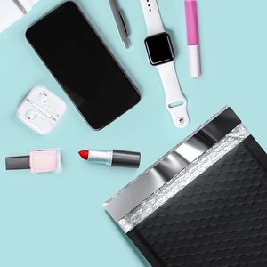 Bán buôn <span class=keywords><strong>2</strong></span> mil độ dày compostable bong bóng bưu phẩm độn phong bì cho giao thông Đen poly Matte bong bóng bao bì - Product Image 4