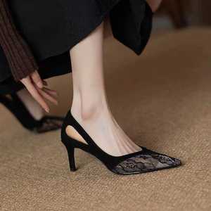 Zapatos de tacón alto de lujo para mujer, novedad 2026, con tacones delgados, punta cerrada, encaje sexy y diseño abierto - Product Image 3