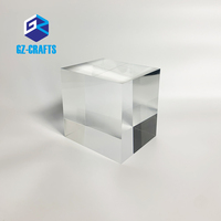Bloc de présentation transparent en acrylique épais personnalisé de 100 mm avec gravure de logo de marque pour présentoirs de comptoir modernes