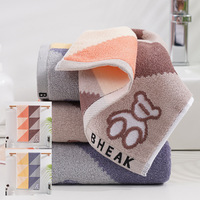 Serviette de visage absorbante épaissie de personnalisation de logo pour la maison d'hôtel de salon de beauté