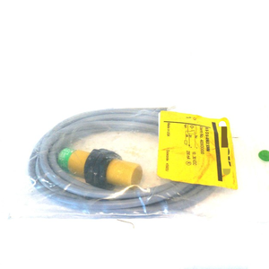 Novo Original em Estoque NI8-S18-AN6X-50MM 465630000 Controlador de Programação PLC Dedicado para Automação Industrial - Product Image 1