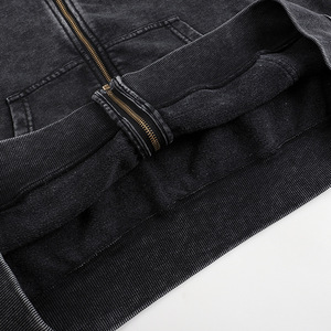 Sweat à capuche zippé personnalisé avec logo brodé OEM TKAN6746, doublure à carreaux, poids lourd, effet vintage, noir, coupe oversize, streetwear homme - Product Image 4