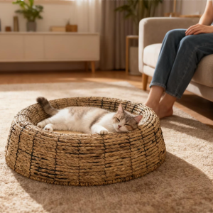 Ganzjahres-Haustier-Rattanhaus Umweltfreundliches Komfortables Haustierbett für Pelzige Freunde Weiden-Kunsthandwerk Katzenhaus - Product Image 1