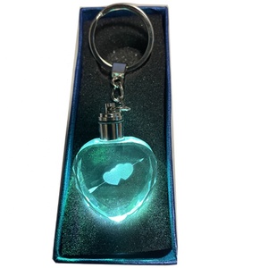 Customized Cupid's Arrow Keychain Led Crystal an Arrow Pierces the Heart Shot Through Heart Key Chain Glass Crystal Keyrings