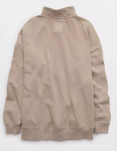 LEDUO เสื้อสเวตเชิ้ตผู้หญิงแขนยาวทรงโอเวอร์ไซส์แบบมีกระดุมครึ่งตัว คอปกแบบควิลท์ สไตล์ใหม่ - Product Image 2