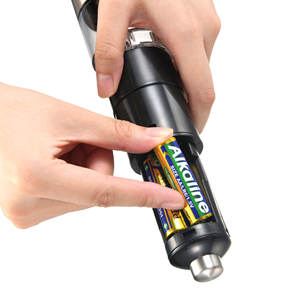 Moulin à poivre électrique créatif, fonctionne sur piles, lame en acier inoxydable, boîtier en plastique, commande par bouton-poussoir MA705 - Product Image 1