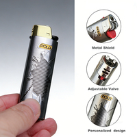 Briquet à silex en plastique J6 Maxi promotionnel, personnalisé avec logo OEM, imprimé sous film rétractable 3D, finition toucher doux de luxe, pour cadeaux promotionnels