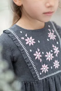 OEM neueste Mode AW Kinder kollektion Stickerei Kinder kleider für Mädchen von 10-11 Jahren