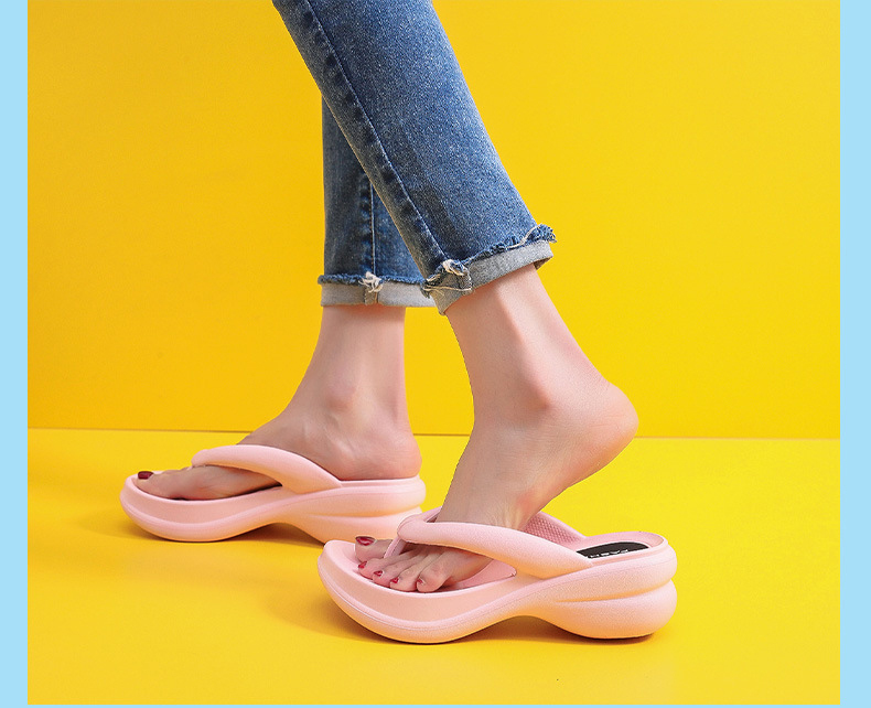 Outdoor Flip-flops Slippers Women Bathroom Slippers Summer Beach Flip Flops