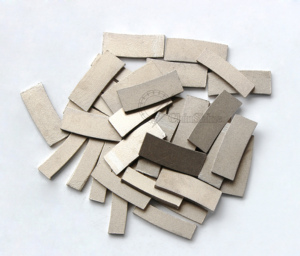 Pointes diamantées personnalisées de 350 mm pour la découpe de pierre, segments diamantés 40x3.2x15mm pour la découpe de granit - Product Image 4