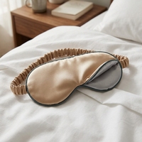 Masque de sommeil en or avec rembourrage, sangle élastique froncée pour le voyage et le sommeil, en tissu à fibres d'argent pour une protection antibactérienne et un sommeil réparateur