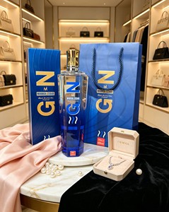 Morsh Zeder-Wacholder-<span class=keywords><strong>Gin</strong></span> 40% Vol 700ml Großhandel Spirituosen Private Label Eigene Marke Kundenspezifische Spirituosen OEM Spirituosenfabrik Erstklassig - Product Image 6