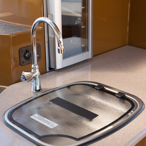 Für Kinocean: Bestes Luxus Aluminium Ponton Hausboot, Beste Luxusyacht für Familien mit Außenbordmotor und geschweißter Verarbeitung - Product Image 5