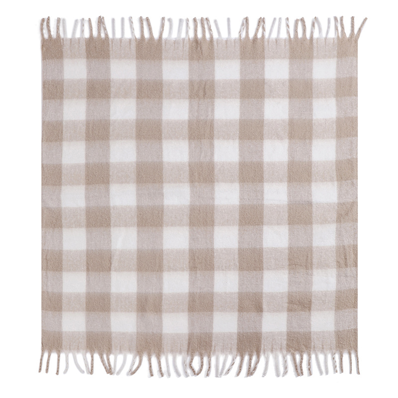 สีขาวเทา