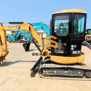 รถขุดไฮดรอลิกตีนตะขาบ Caterpillar 303.5ECR คุณภาพสูง ขนาด 3 ตัน กำลังมอเตอร์ 23.6 กิโลวัตต์ เหมาะสำหรับงานเกษตรกรรม งานจัดสวน และงานก่อสร้างที่อยู่อาศัย - Product Image 1