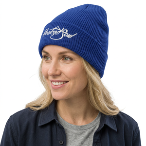 Gorro de Invierno Económico y Moderno, Personalizado con Parche Tejido, 100% Acrílico, con Diseño de Puntos, Lazo y Botón - Product Image 3