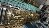 Rampe de balustrade moderne de luxe en acier inoxydable 304, tube brillant doré pour escalier et balcon