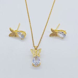 Ensemble de bijoux papillon goutte femme Ins Style Design créatif papillon collier boucles d'oreilles ensemble - Product Image 4