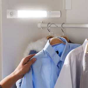 <span class=keywords><strong>LED</strong></span>-Bewegungsmelder-Nachtlicht für Kleiderschrank, Küche, Kühlschrank, Flur, Schrankbeleuchtung mit Magnethalterung - Product Image 2