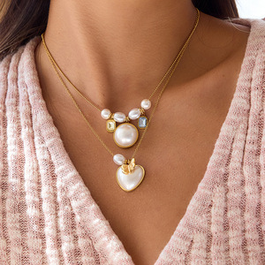 Collar de Perlas para Mujer con Colgante de Zirconia en Forma de Corazón, Chapado en Oro de 18K, Joyería para Uso Diario - Product Image 3