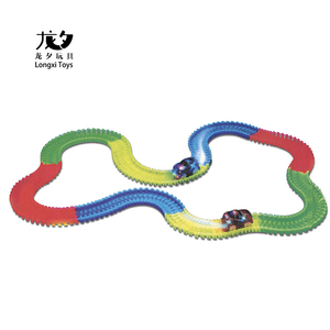 Kit de bricolage pour enfants Longxi, jouet véhicule, pistes lumineuses, circuit de voitures, <span class=keywords><strong>course</strong></span> de voitures lumineuses dans le noir, <span class=keywords><strong>jouets</strong></span> éducatifs, 220 pièces, <span class=keywords><strong>course</strong></span> pop 1:64 - Product Image 4
