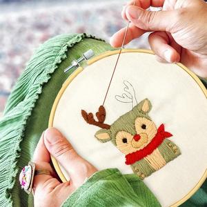 Kits de Bordado de Punto de Cruz con Diseño de Ciervo Navideño para Principiantes - Product Image 5