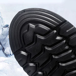 รองเท้าบูทลุยฝนสำหรับทำงานกันน้ำน้ำหนักเบาของผู้หญิงกันลื่นรองเท้าบูทครึ่งหุ้มฉนวนสำหรับสวนฟาร์มโคลน - Product Image 4