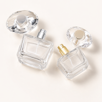 Flacon de parfum en verre transparent de qualité supérieure 30 ml 50 ml 100 ml, vaporisateur rectangulaire, pompe en aluminium, emballage cosmétique, contenant de parfum