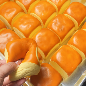 2.16inch Hawaii bánh mì cuộn cảm ứng mềm mại bóp khối bánh mì nướng nhựa thực phẩm Squishy chậm phục hồi tăng <span class=keywords><strong>DIY</strong></span> handmade Quà Tặng bên đồ chơi - Product Image 2