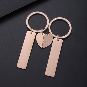 Porte-clés personnalisé pour couple avec impression couleur au laser, matériau vierge, porte-clés en métal rectangulaire demi-cœur gravé - Product Image 4