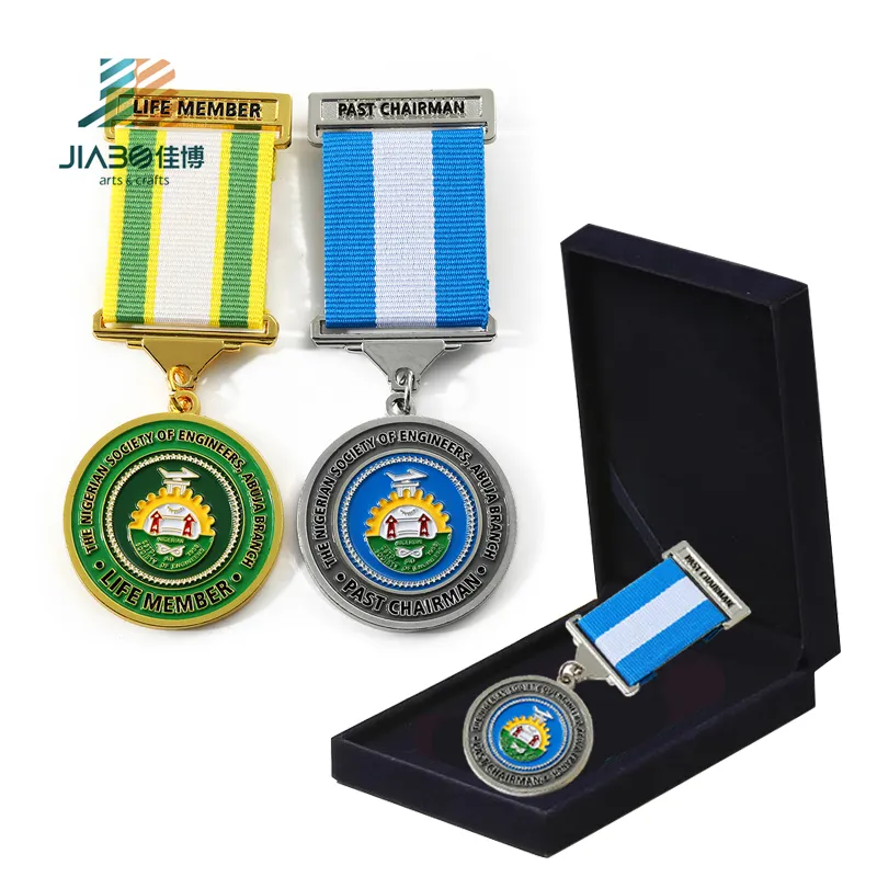 고품질 고급 상자 선물 주문 Medaille 아연 합금 리본을 가진 3D 연약한 사기질 명예 포상 메달