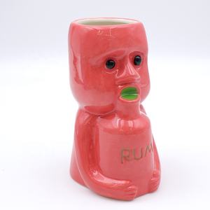 Taza de cristal de cóctel tropical Hawaiano de alta calidad directa de fábrica personalizada Taza de cerámica divertida para beber drunkard Tiki con botella de ron - Product Image 2