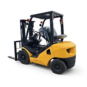 Chariot élévateur Komatsu FD30 de qualité supérieure, 3 tonnes, 90 % neuf, d'occasion, 2,5 tonnes, pneus pneumatiques diesel, mât à deux étages - Product Image 1