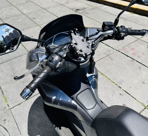 Honda PCX150 <span class=keywords><strong>d</strong></span>'occasion à vendre - ESP 150cc, Économique en carburant, Idéal pour les <span class=keywords><strong>d</strong></span>éplacements urbains - Product Image 2