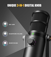 Ensemble complet d'équipement de podcasting avec microphone dynamique XLR Type C, interfaces audio, casque DJ, moniteur, haut-parleur, cartes son
