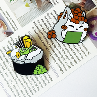 Broche en métal en forme de crème glacée avec logo personnalisé, prix d'usine en Chine, émail doux, épingle à revers