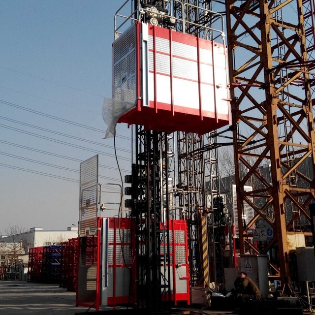China Building Construction Hoist with CE and EAC Certificate Factory Price of Rack and Pinion Lift with Compact Structure