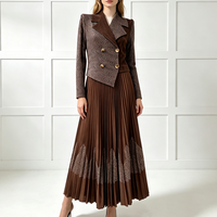 Robe plissée élégante à manches longues et imprimé rayé, col en V, pour femme, coupe ajustée, tendance, gracieuse, pour soirée ou bureau