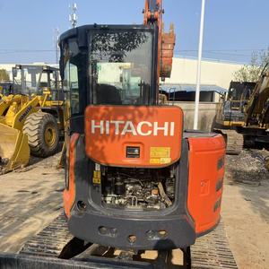 Mini-excavatrice Hitachi ZX50 d'occasion du Japon, 5 tonnes, ZX50U, excavatrice sur chenilles, faible nombre d'heures de travail, pour la construction et l'aménagement paysager - Product Image 1