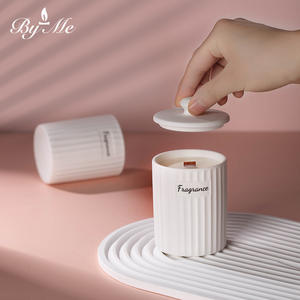 Juego de Regalo de Velas Aromáticas Nórdicas en Frascos de Porcelana con Mecha de Madera, en Oferta - Product Image 4