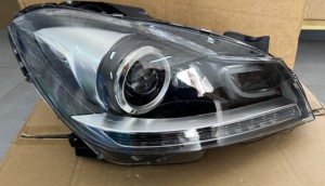 Un Par de Faros Delanteros para Mercedes-Benz Clase C W204 C180 C200 <span class=keywords><strong>C26</strong></span> 2011-2014 - Product Image 6